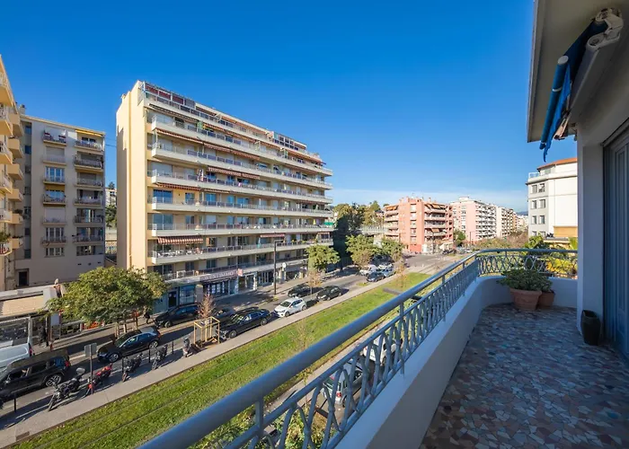 Family Sea View Apartman